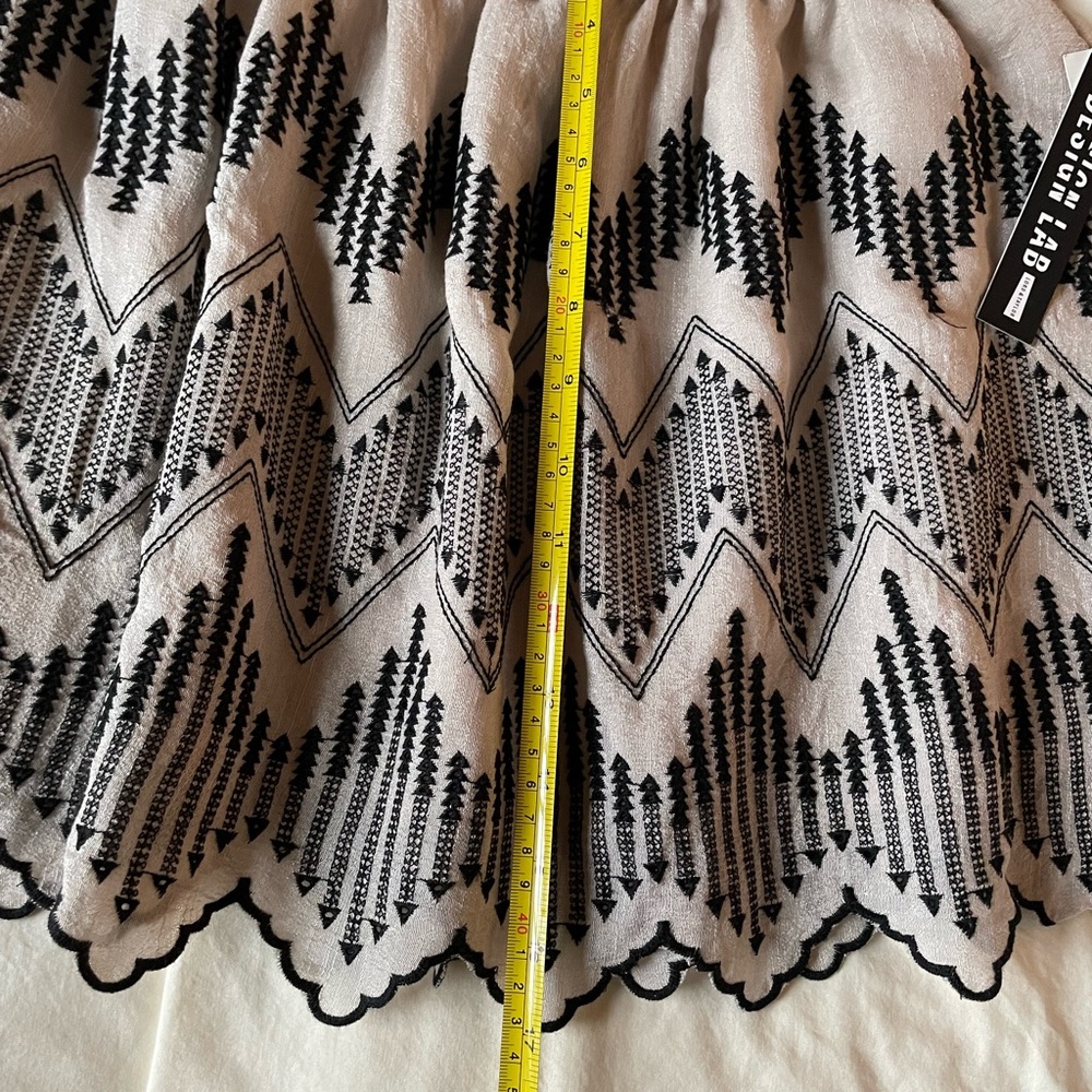 Design Lab skirt - Picture 3 of 5